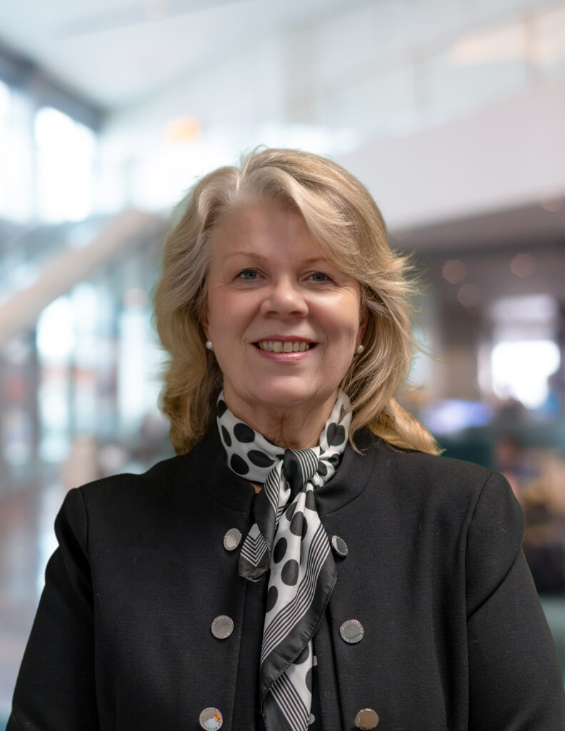 Elaine Twomey’s Fight Against Beach Litter With The Selsey Beach Litter Ninjas.